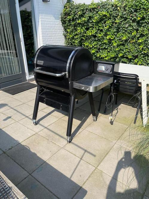 Weber Smokefire EX4 pellet BBQ (2e gen), Tuin en Terras, Houtskoolbarbecues, Gebruikt, Met accessoires, Ophalen