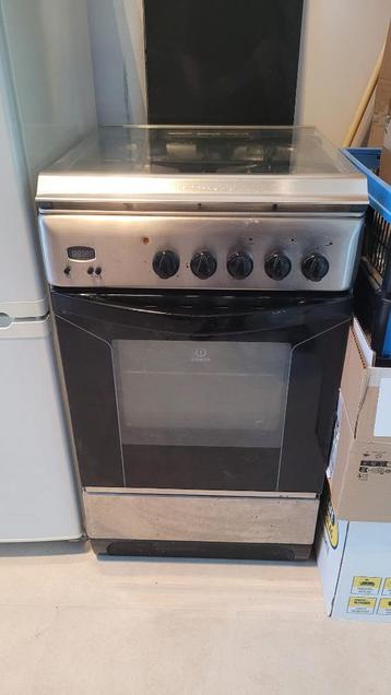 Smalle 50cm RVS oven + gasfornuis beschikbaar voor biedingen