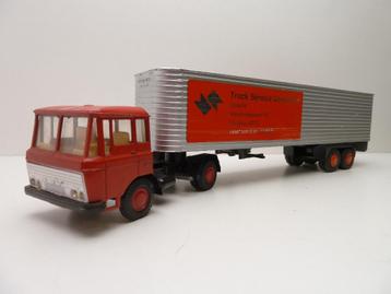 DAF 2600 met eurotrailer  ' lion car ''  loop of sloop beschikbaar voor biedingen