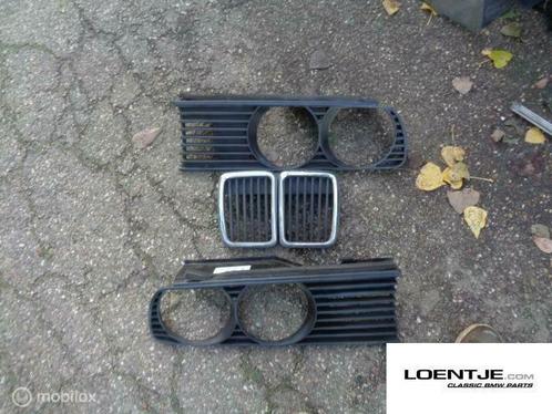 Grill bmw e30 325i 320i 318i 316, Auto-onderdelen, Carrosserie en Plaatwerk, BMW, Gebruikt, Ophalen of Verzenden