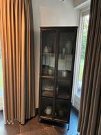 Stalen vitrinekast met glazen deuren, merk: PTMD collections, Ophalen, 50 tot 100 cm, Zo goed als nieuw, Metaal