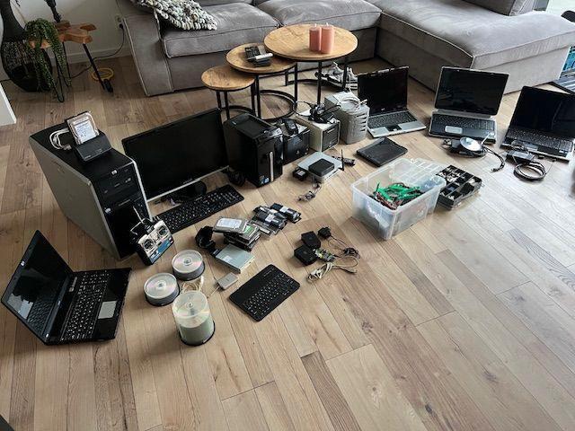 diverse computers, opslag, laptops, geheugen enz, Computers en Software, Desktop Pc's, Gebruikt, Onbekend, Ophalen