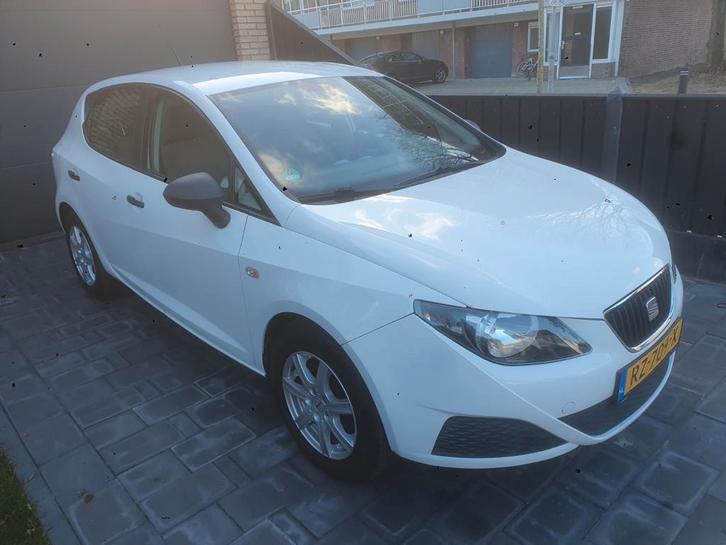 Seat Ibiza 1.2 5DRS/Winterbanden/Bluetooth/Airco/Nap, Auto's, Seat, Particulier, Ibiza, Bluetooth, Centrale vergrendeling, Lichtmetalen velgen