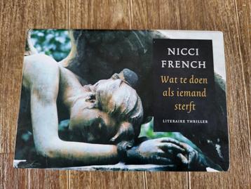 Wat te doen als iemand sterft - Nicci French = Dwarsligger beschikbaar voor biedingen