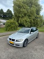 BMW 3-Serie 2.0 I 320 Touring 2007 Grijs, 13 km/l, Achterwielaandrijving, 4 cilinders, Leder