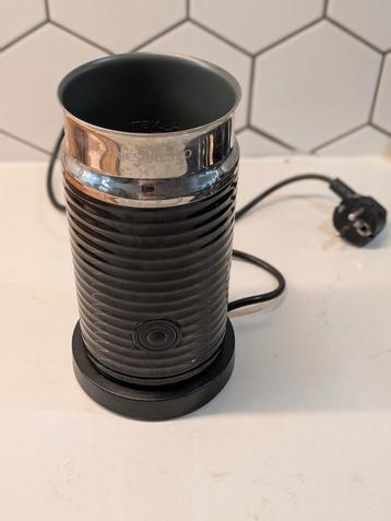Nespresso aerocino 3 in Great condition!  beschikbaar voor biedingen