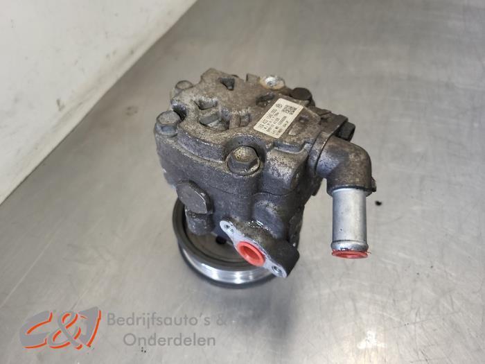 Stuurbekrachtiging Pomp van een Volkswagen Transporter, Auto-onderdelen, Besturing, Volkswagen, Gebruikt, 3 maanden garantie, Ophalen of Verzenden