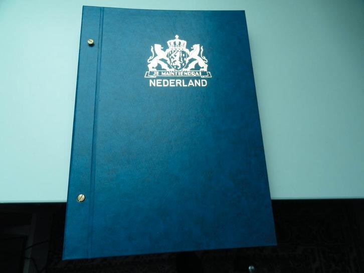 K942 FDC album, Postzegels en Munten, Postzegels | Toebehoren, Verzamelalbum, Ophalen of Verzenden