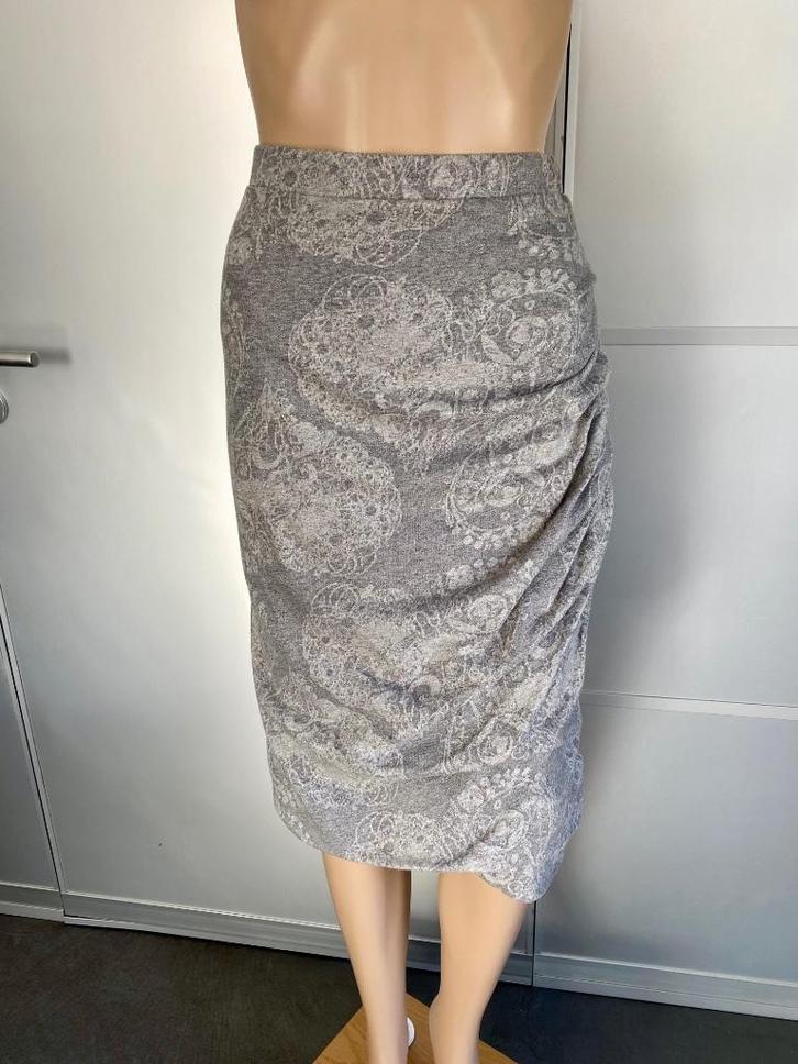 H257 Nieuw Susskind maat S=36 fijn-gebreide katoenen rok, Kleding | Dames, Rokken, Nieuw, Maat 42/44 (L), Grijs, Onder de knie