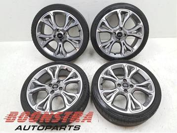 Velgen set + banden van een Ford Fiesta beschikbaar voor biedingen