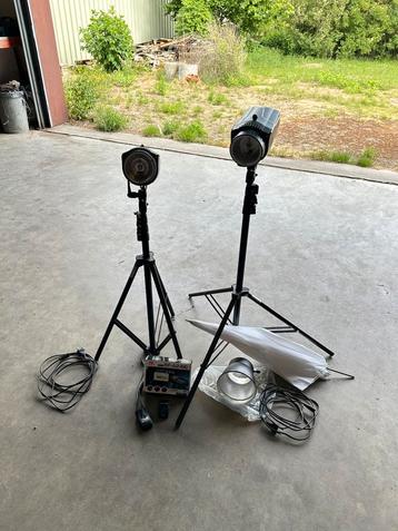FalconEyes SS-150D Studioflitsset beschikbaar voor biedingen