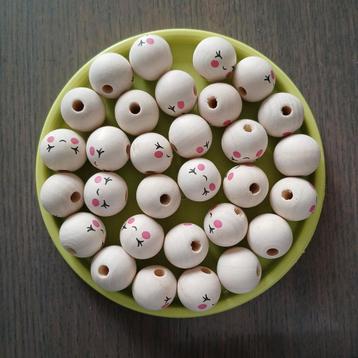 30 Houten kralen met dichte ogen gezichtjes beschikbaar voor biedingen