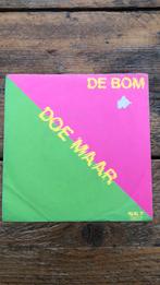 Doe Maar- Skunk , Man O Man, de Bom 1982 single, Ophalen of Verzenden, Gebruikt, 7 inch, Nederlandstalig