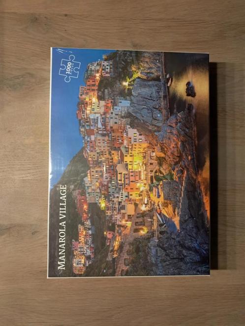 Nieuwe puzzel manarola village 1000 stukjes, Hobby en Vrije tijd, Denksport en Puzzels, Nieuw, Legpuzzel, 500 t/m 1500 stukjes