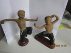 Te koop 2 karate beeldjes in gevecht pose, Gebruikt, Ophalen of Verzenden, Karate
