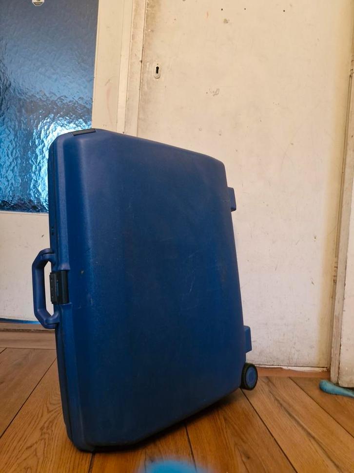 Te koop!Samsonlte merk reiskoffer/Baggage. Code slot., Sieraden, Tassen en Uiterlijk, Koffers, Hard kunststof, Slot, Ophalen