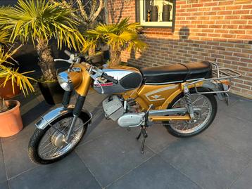 Zundapp gts 50 goud haan en scorpion cross 50 cc beschikbaar voor biedingen