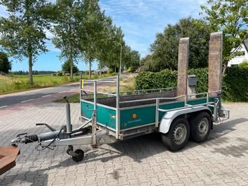 Machinetransporter beschikbaar voor biedingen