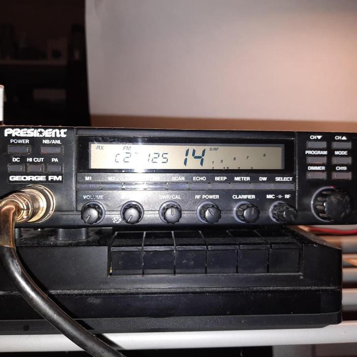 President George FM cb bak, Telecommunicatie, Zenders en Ontvangers, Gebruikt, Zender en Ontvanger, Ophalen of Verzenden