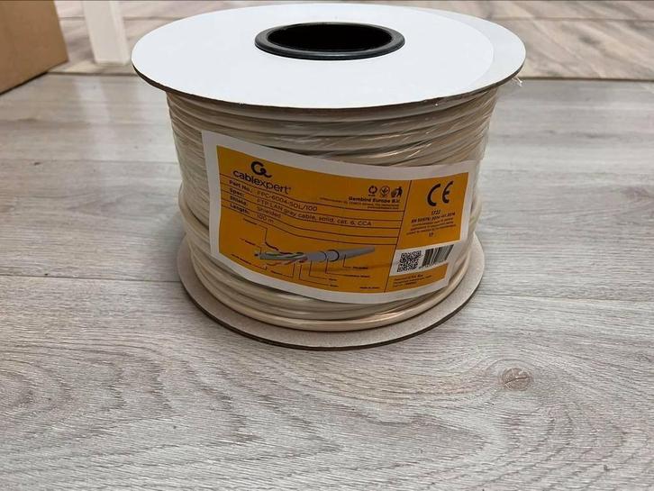 Internetkabel op rol FTP cat6 100 meter netwerkkabel CCA, Computers en Software, Pc- en Netwerkkabels, Nieuw, Ophalen of Verzenden