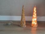 2 piramides merk Ambiance Collection met 20 lampjes, Diversen, Kerst, Ophalen of Verzenden, Zo goed als nieuw
