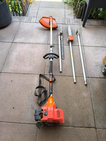 Multitool Bosmaaier met Hulpstukken beschikbaar voor biedingen