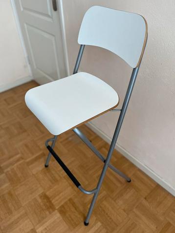Inklapbare barkruk - ideaal voor hoge tafel! beschikbaar voor biedingen