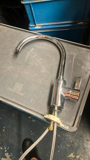 Mengkraan 35cm hoog grohe keuken warm en koud  beschikbaar voor biedingen