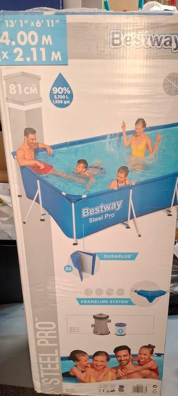 Nieuw Bestway Steel Pro zwembad 4.00mx2.11m, met filterpomp beschikbaar voor biedingen
