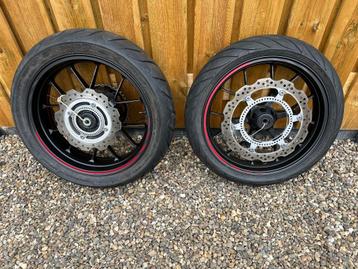 Honda CBR500R wielenset voorwiel achterwiel beschikbaar voor biedingen
