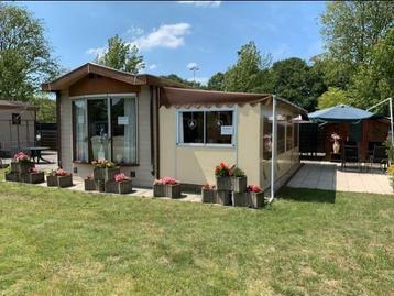 Caravan met veranda.  beschikbaar voor biedingen