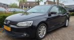 Volkswagen Jetta 1.2TSI 2012 Zwart met lederen bekleding, Auto's, Volkswagen, Origineel Nederlands, Te koop, 1205 kg, 5 stoelen