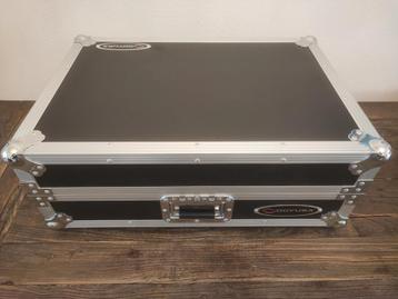 Traktor S4 MK3 (& MK2) Odyssey FZGSTKS4MK32 Flightcase beschikbaar voor biedingen