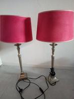 Twee lampen met roze suède lampenkap, Huis en Inrichting, Ophalen, Zo goed als nieuw, Minder dan 50 cm
