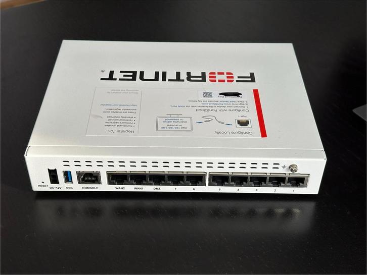 Fortinet Fortigate 60E Router Firewall, Computers en Software, Routers en Modems, Gebruikt, Router, Ophalen of Verzenden