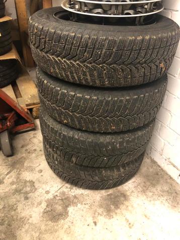 Winterbanden 185/65 R15 88T Vredestein Snowtrac beschikbaar voor biedingen