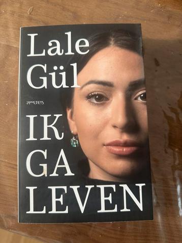 Lale gül boek beschikbaar voor biedingen