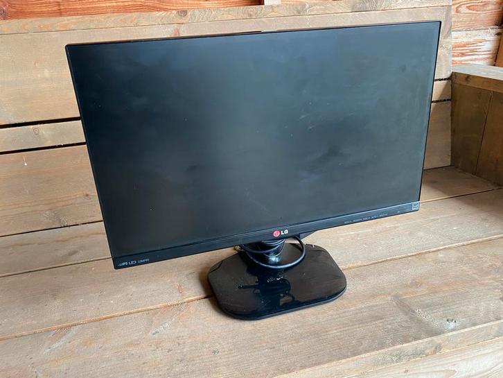 LG 60cm Computerscherm - Goed Gebruikt, Computers en Software, Monitoren, Gebruikt, 60 Hz of minder, HDMI, LED, Full HD, 5 ms of meer