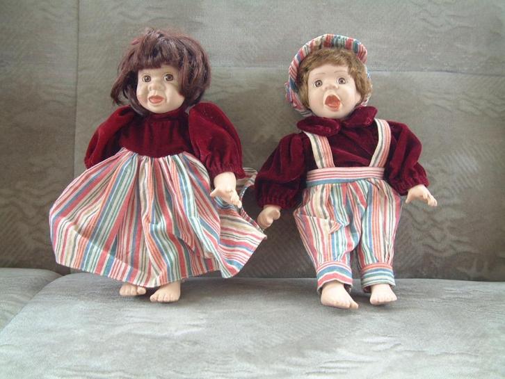 2 gave vintage karakter poppen pop, Verzamelen, Poppen, Zo goed als nieuw, Pop, Ophalen of Verzenden