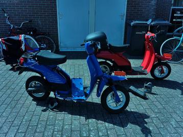  2 benelli bella 25 te koop met wat werk beschikbaar voor biedingen