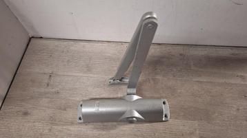 deur dranger van GEZE beschikbaar voor biedingen