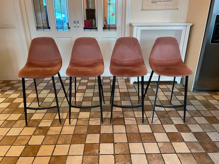 Barkrukken 4 stuks, Huis en Inrichting, Barkrukken, Zo goed als nieuw, 60 tot 90 cm, Metaal, 4 krukken, Ophalen