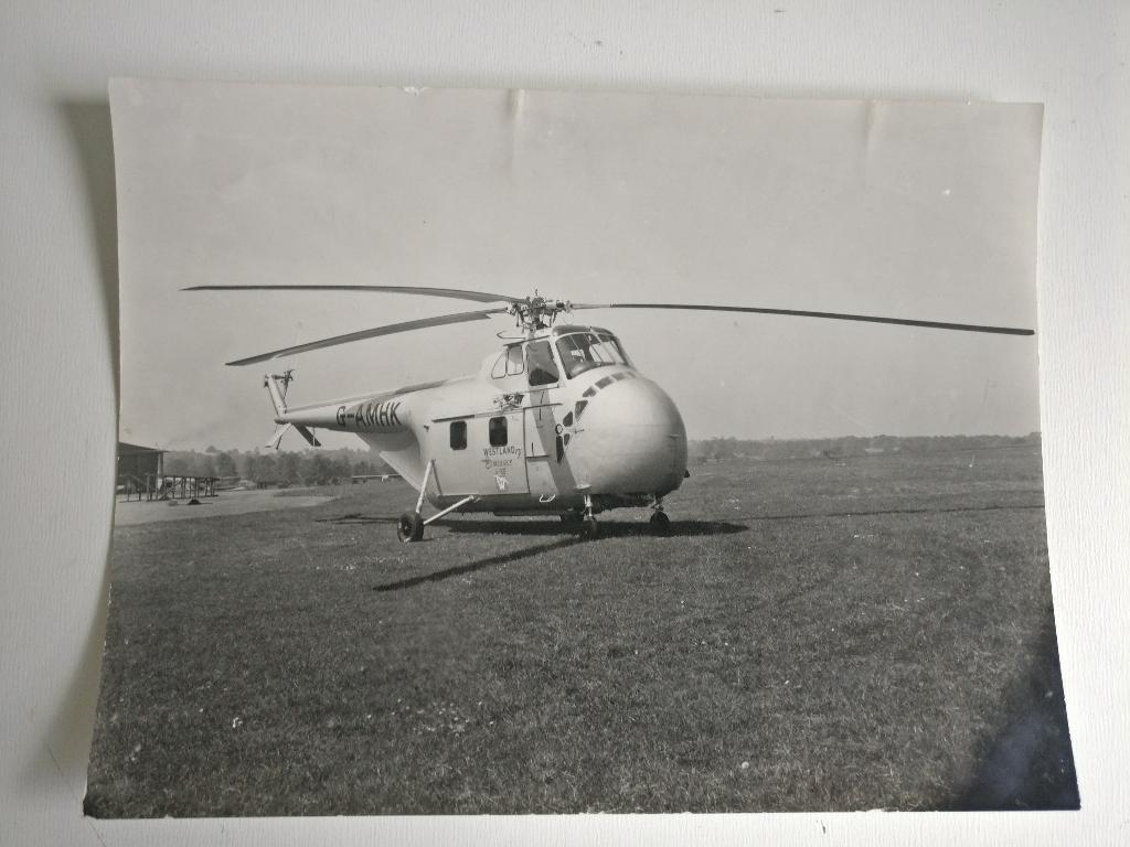 Originele foto van de Westland N-57 helikopter G-AMHK (F191), Ophalen of Verzenden, Gebruikt, Kaart, Foto of Prent