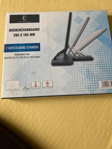 *Multifunctionele boekenstandaard* beschikbaar voor biedingen