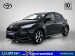 Toyota Yaris 1.5 Hybrid Dynamic Comfort Pakket - Louwman Zin, Auto's, Zwart, Bedrijf, Nieuw, Hybride Elektrisch/Benzine