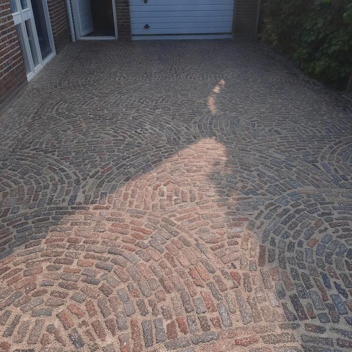 Straatmaker biedt zich aan, Tuin en Terras, Tegels en Klinkers, Gebruikt, Klinkers, Beton, 10 m² of meer, Ophalen of Verzenden