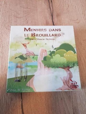 Menhirs Dans Le Brouillard beschikbaar voor biedingen