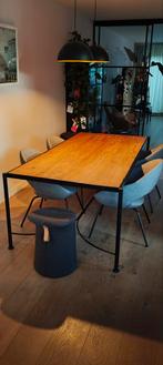 Pilat en Pilat Tafel (excl. stoelen), Ophalen, Gebruikt, 100 tot 150 cm, Eikenhout
