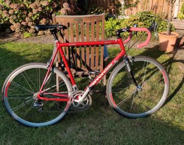 Klassieke racefiets mt60 beschikbaar voor biedingen