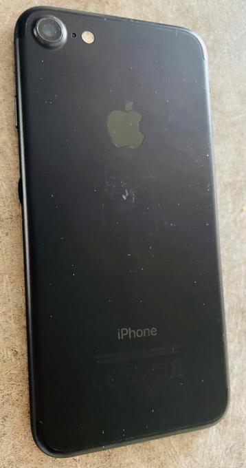 Te koop: iPhone 7 – Zwarte kleur – Zeer nette staat – €50 beschikbaar voor biedingen
